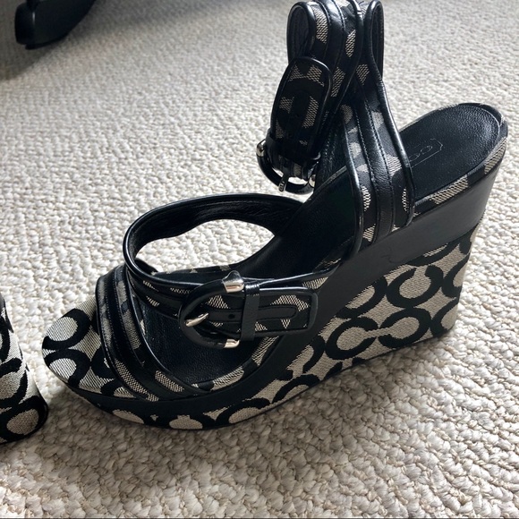 Coach Wedges - Picture 7 of 8